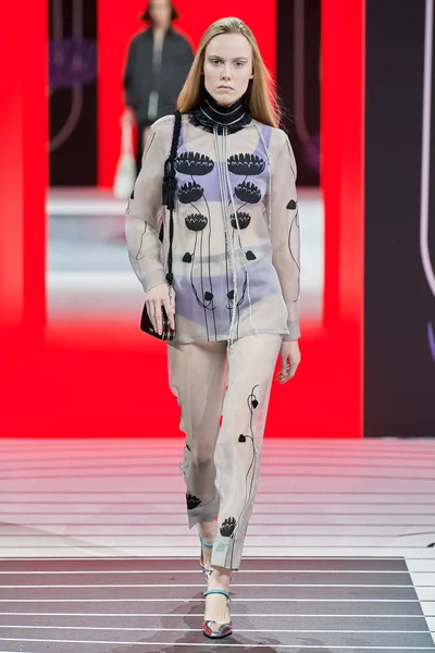 Look 31